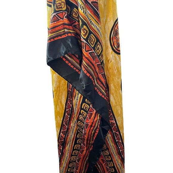 Elegant Yellow and Black Kaftan - Picture 5 of 6